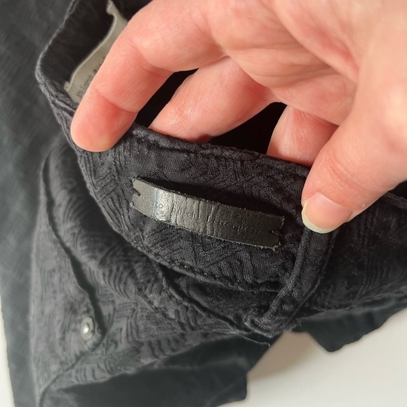 Pilcro & Letterpress Black Textured Script pants Size 24 - Picture 5 of 9